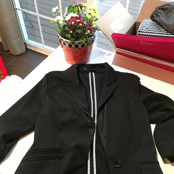 Maurices Jackets & Blazers - Black blazer
